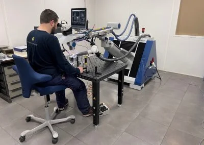 Laser fibré ouvert de 600 Watts.